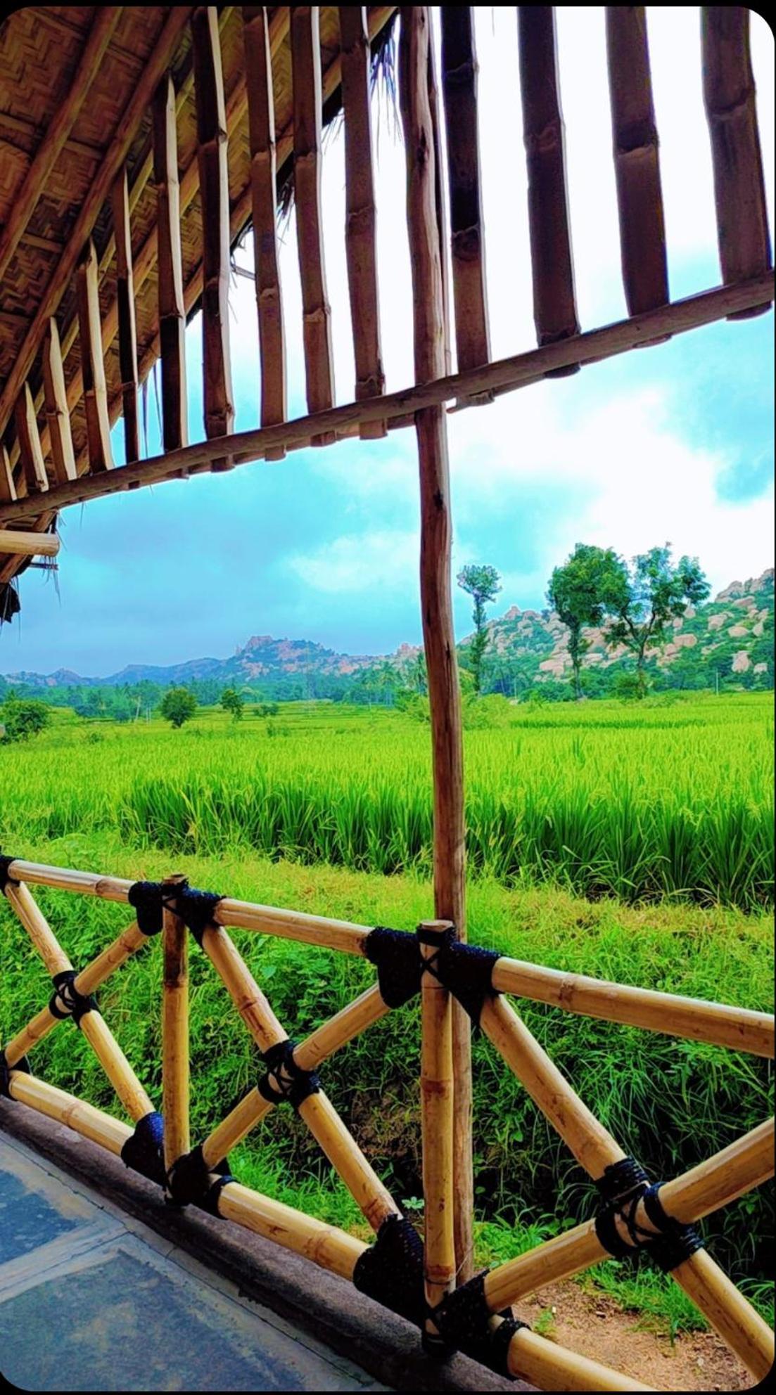 Om Shanti Om Home Stay & Cafe Hampi Exterior foto